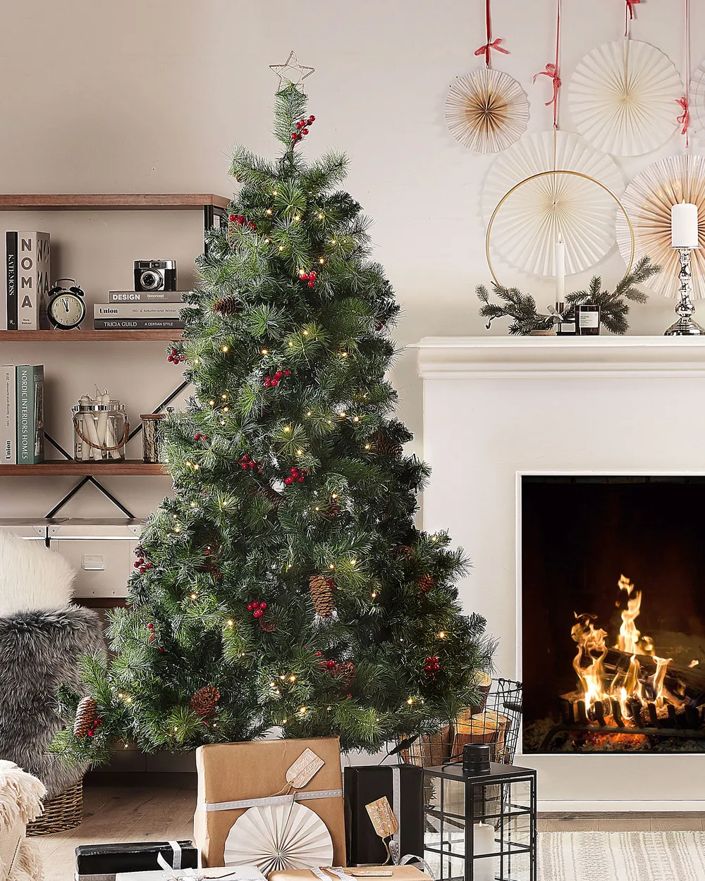 Albero Di Natale Artificiale HENGMEI Con Luci LED, Pigne E Fiocchi Di Neve – 180 Cm, PVC, Ignifugo, IP44, Stabile E Realistico - 2