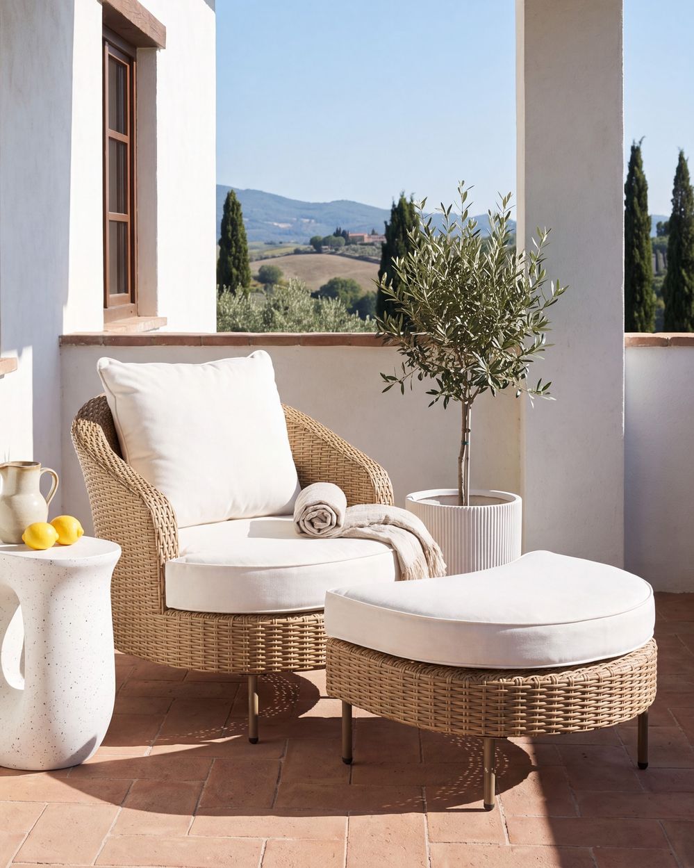 Havelænestol med fodskammel ARCILLE PE-rattan Beige