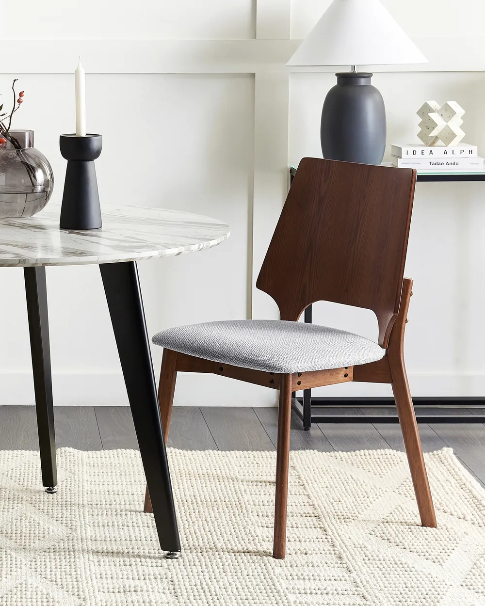 Set di 2 sedie da pranzo senza braccioli - 54 x 54 x 85 cm - Gambe in velluto e metallo argentato - Beige | Leroy Merlin Set di 2 sedie da pranzo senza braccioli - 54 x 54 x 85 cm - Gambe in velluto e metallo argentato - Beige | Leroy Merlin