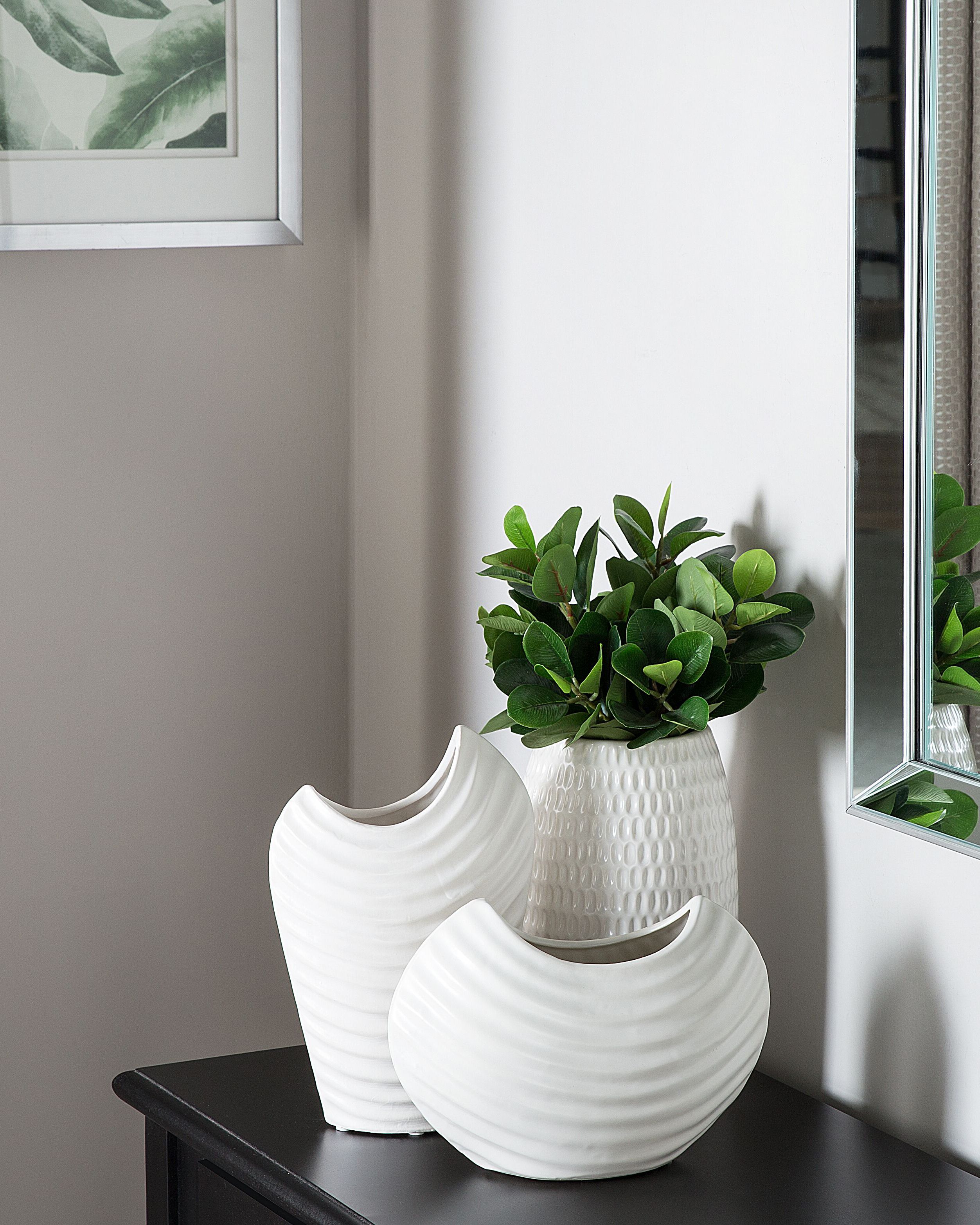 blomvas-stengods-25-cm-vit-linzi-beliani-se