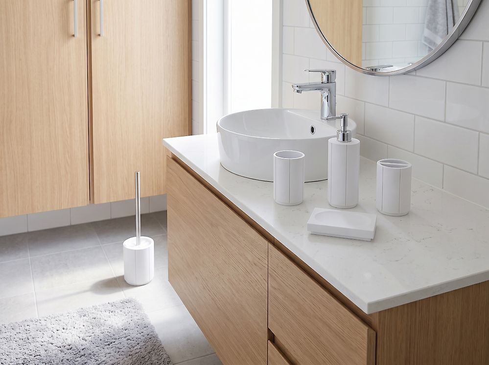 5-Piece Bathroom Accessories Set HUALLAGA White