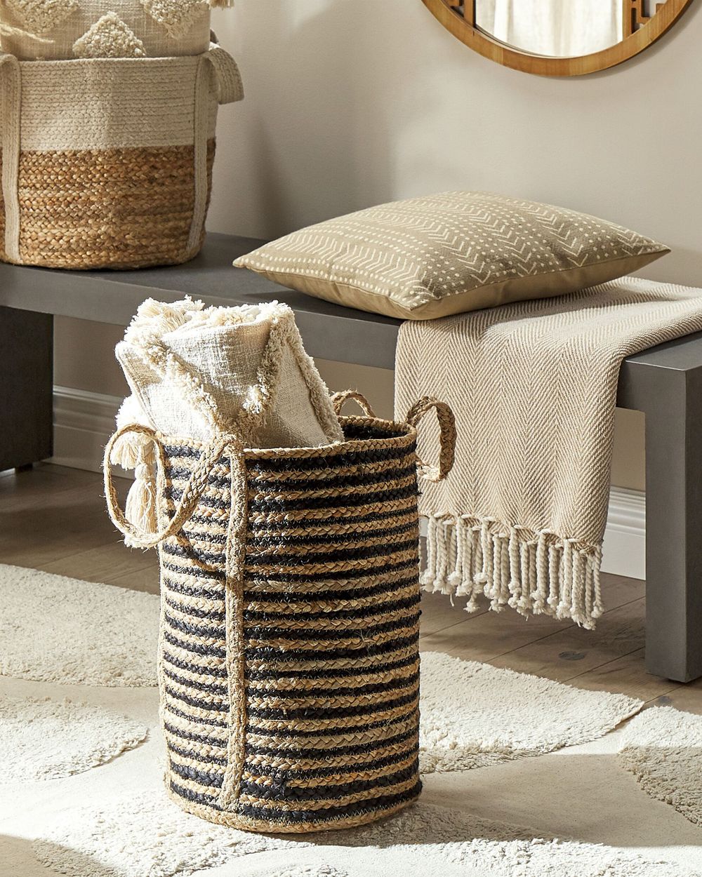 Jute Basket Beige and Black JHANSI Beliani.es