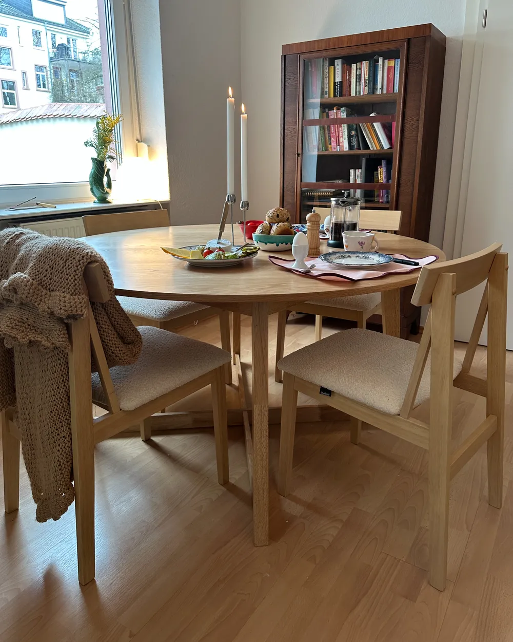 Dining Table WAIPORI Light Oak 140 cm 140 cm_1056934