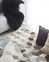 Kožený koberec 160 x 230 cm sivá/krémová biela SASON_764767