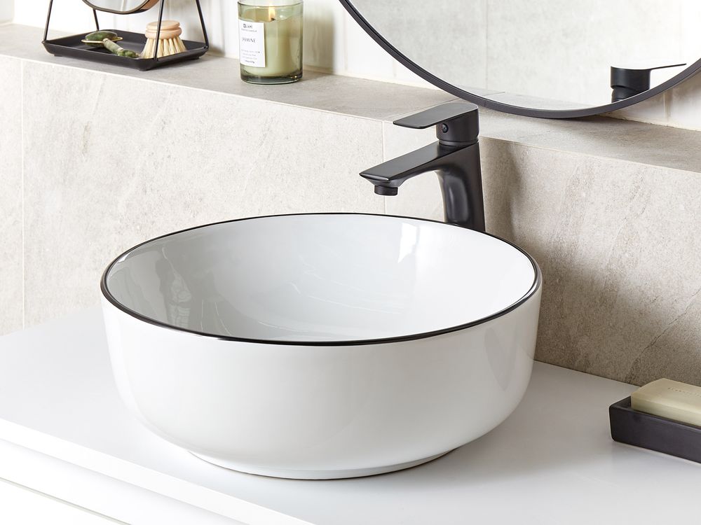 Aufsatzwaschbecken XERT ⌀ 42 cm Keramik Weiß
