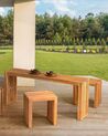 Conjunto de 3 taburetes de jardín de madera clara BELLANO_921939