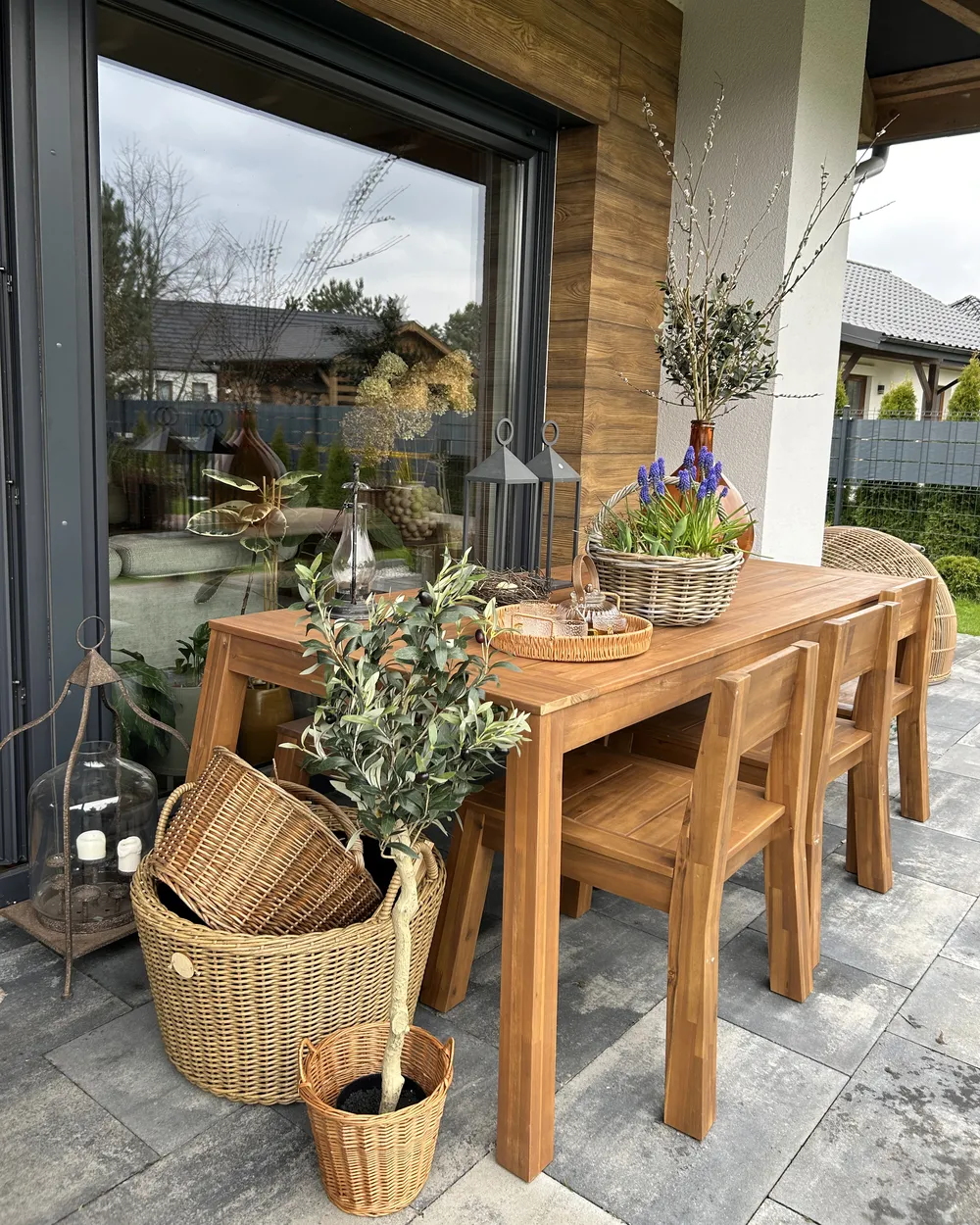 Garden Dining Set 6 Seater LIVORNO Acacia Wood Brown_921080