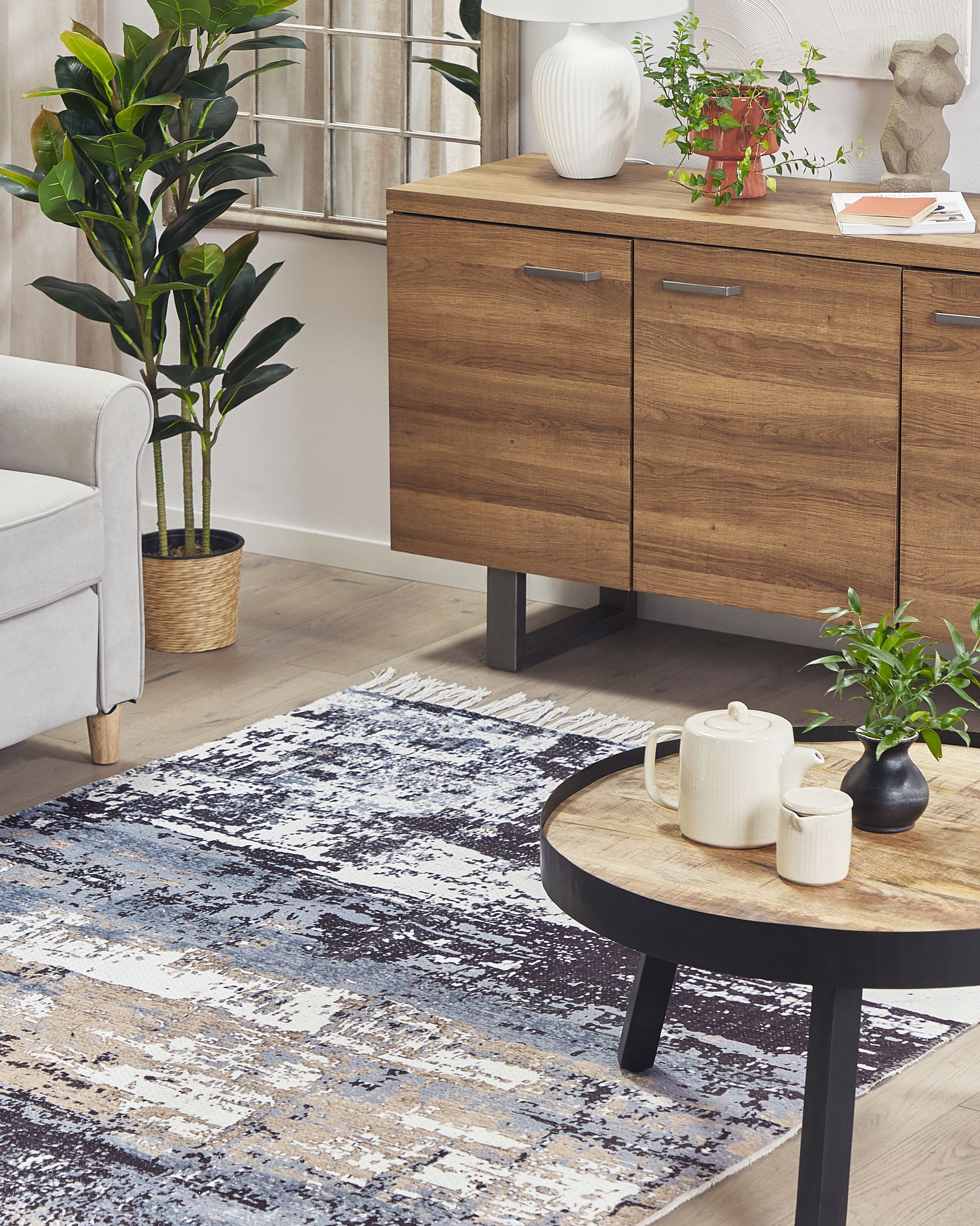 Rug KONAKLI Beige 150 x 230 cm | Beliani.co.uk