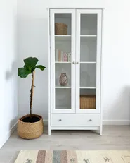 Witryna ze szklaną gablotą NORNALUP 80 cm Biały_1018073