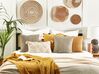 Bawełniana poduszka dekoracyjna w geometryczny wzór 45 x 45 cm beżowoszara SENECIO_838852