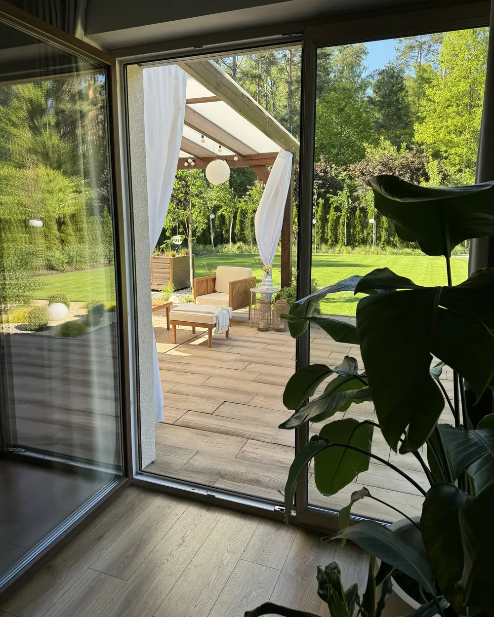 Fotel ogrodowy z otomaną BARATTI Drewno akacjowe Brązowy_923243