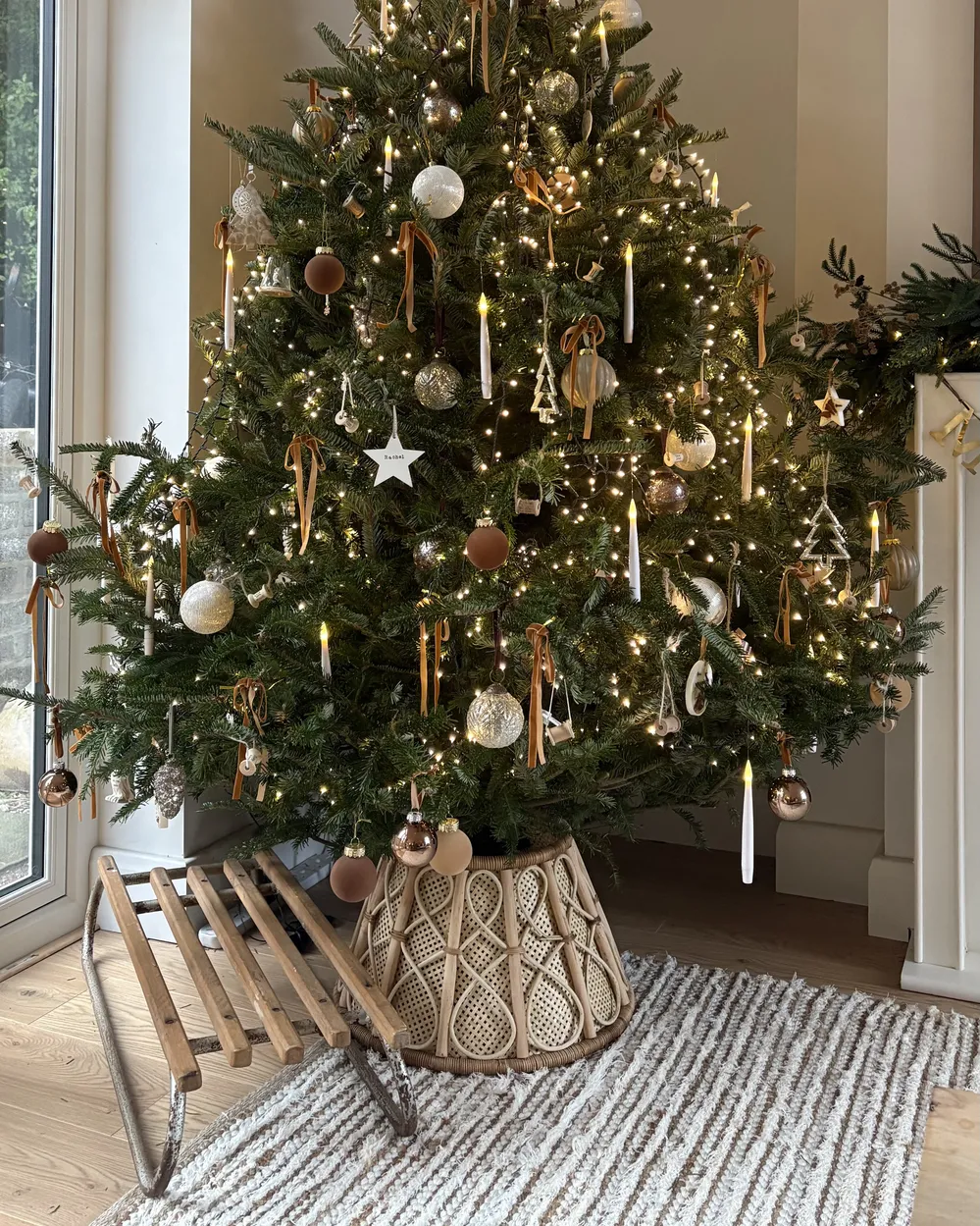 Faux Wood Christmas Tree Collar At Merrill Lavallee Blog - View #2