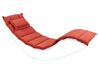 Chaise longue à bascule en bois clair avec coussin rouge BRESCIA II_934510