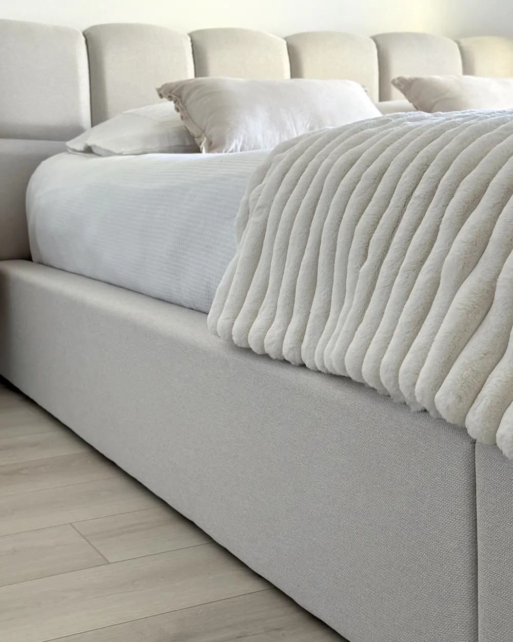 Bett mit Stauraum BASTON Stoff Cremeweiß 160 x 200 cm_1020580