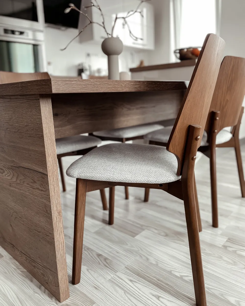 Set Di 2 Sedie Da Pranzo In Ecopelle Beige Chiaro Con Gambe In Acciaio Nero Dubrovnik 84302415 Set Di 2 Sedie Da Pranzo In Ecopelle Beige Chiaro Con Gambe In Acciaio Nero Dubrovnik 84302415