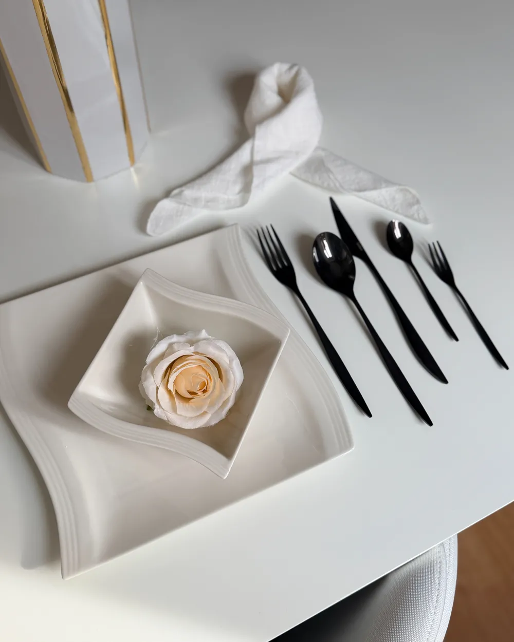 30 Piece Cutlery Set FARFALLE Black_1062723