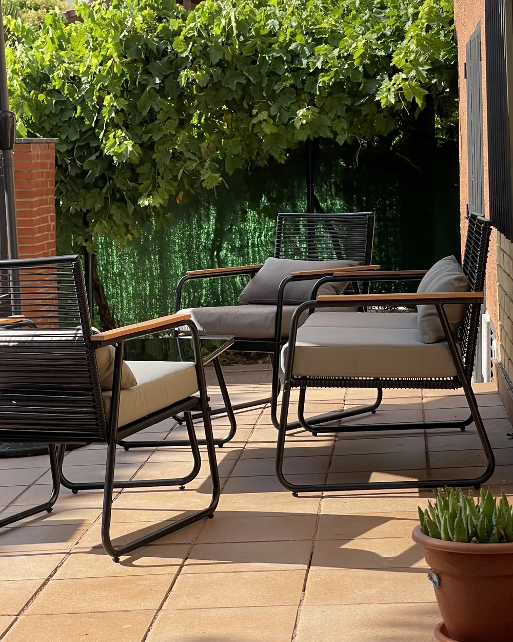 Lounge Set mit Tisch 4-Sitzer POMONTE Metall Schwarz