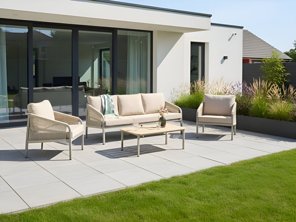 Ensemble de salon de jardin avec table 5 places MURATO Métal Beige