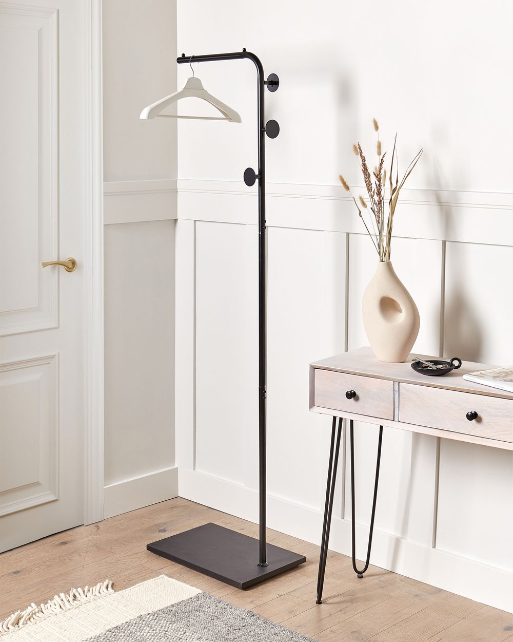 Kl dh ngare BENTON Svart Beliani se kl-dh-ngare-benton-svart-beliani-se