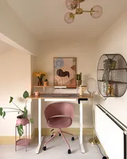 Biurko regulowane elektrycznie WILBANKS 120 cm 60 cm Z portem USB Jasny brąz/ biały_1054456