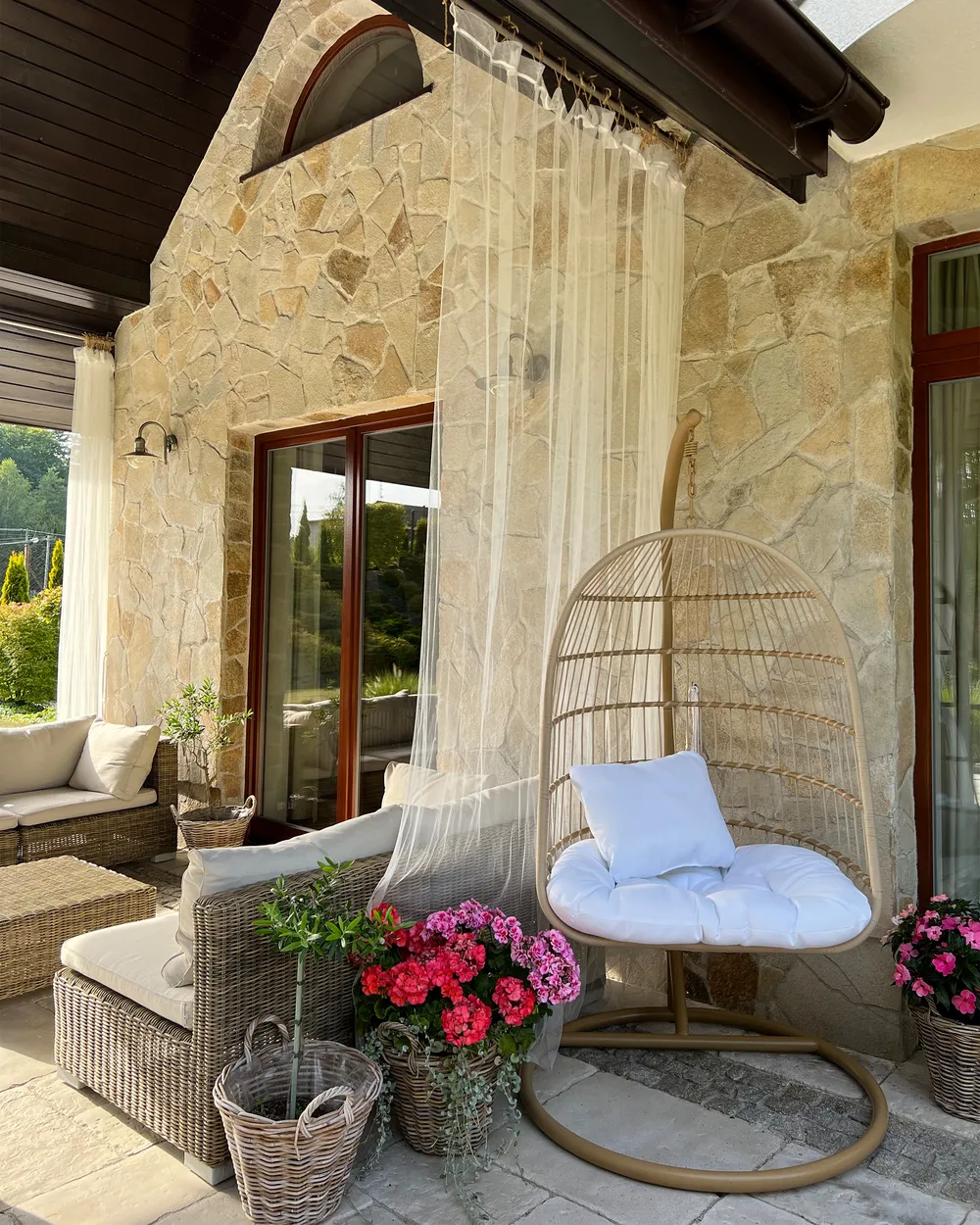 Ikea Egg Chair S Shaped Chair Ikea Stylish Egg-Shaped Baby Rocker