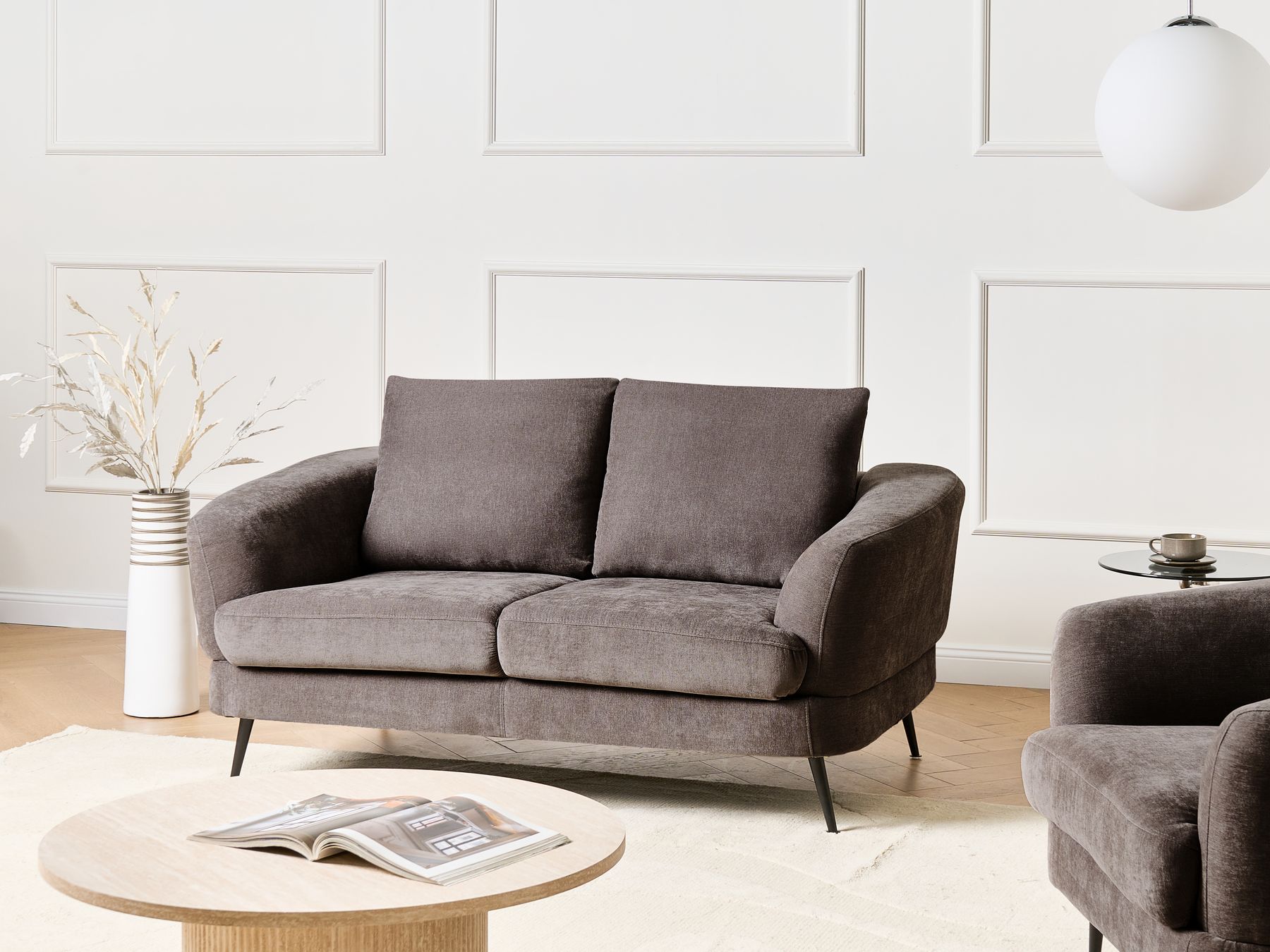 Sofa 2-osobowa tapicerowana szarobeżowa KJAER_1006890