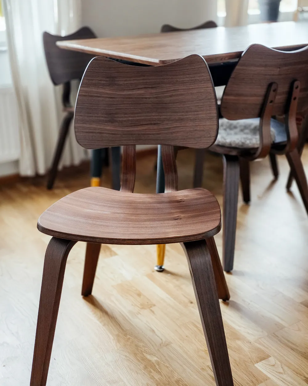 Lote De 2 Sillas De Comedor Silla De Cocina Novara II, Cuero ~ Marrón, Patas Oscuras | Leroy Merlin