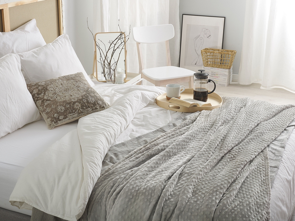 Blanket 200 x 220 cm Light Grey SAMUR Beliani