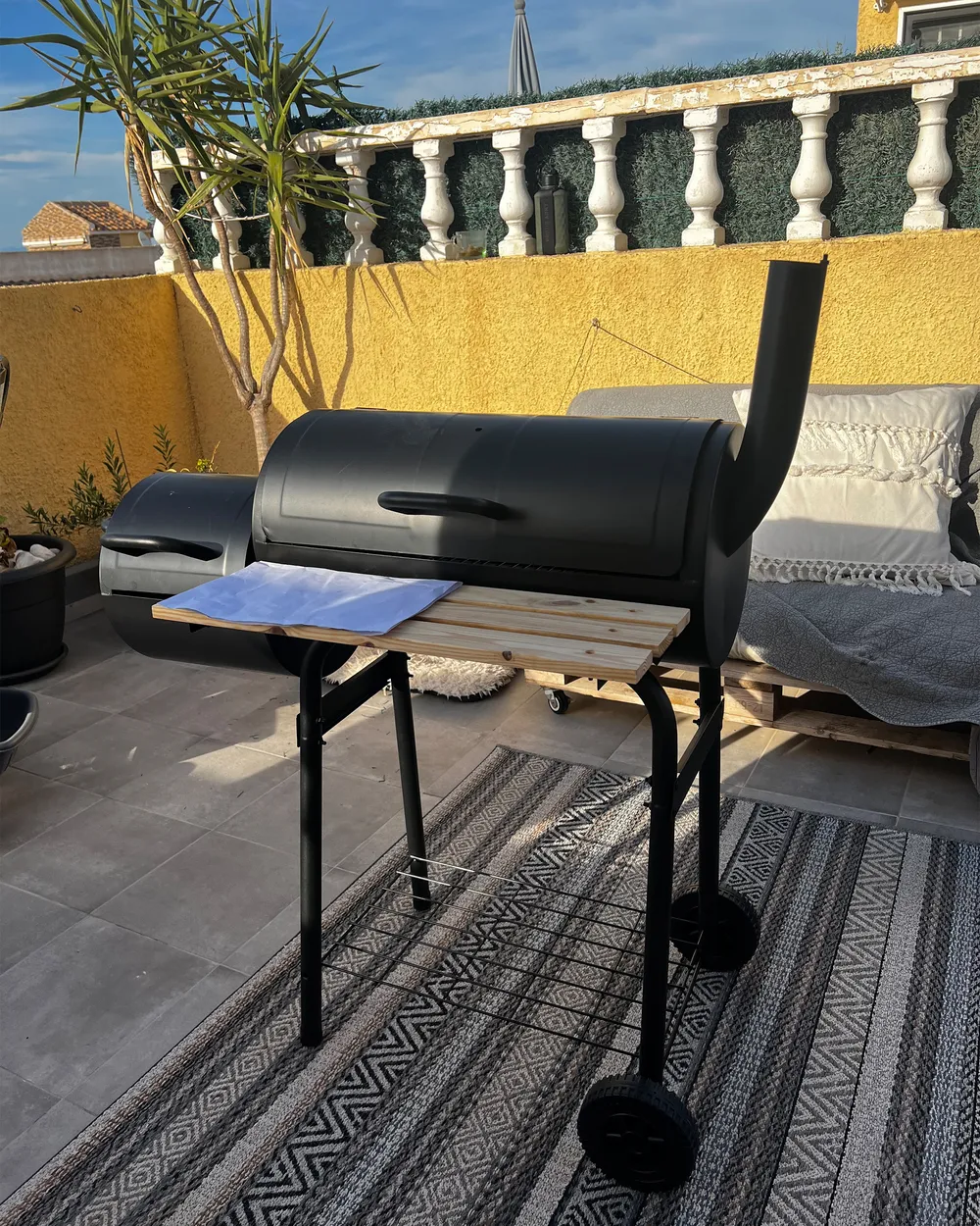 Barbecue a carbonella SATAH con affumicatore Metallo Nero_978254