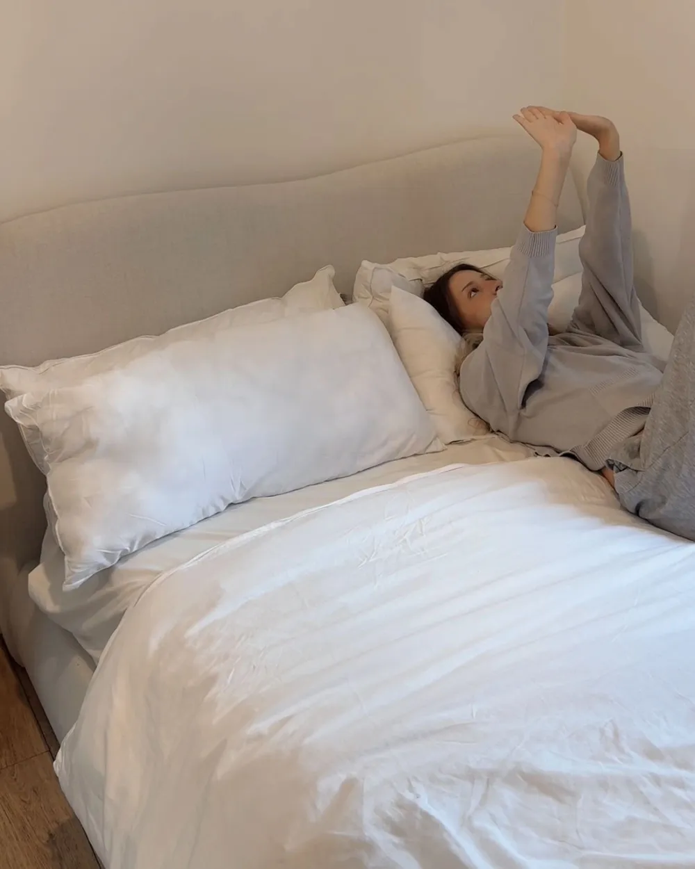 Set of 2 Bed Pillows FELDBERG High 40 x 80 cm Duck Feathers and Down White_1171227