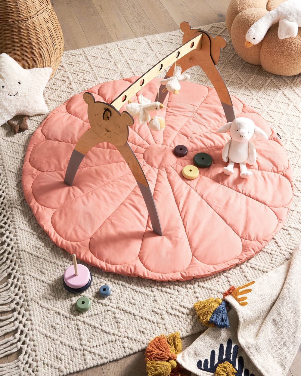Alfombra Infantil De Nubes - 160x230 Cm, Rosa, Suave Y Lavable