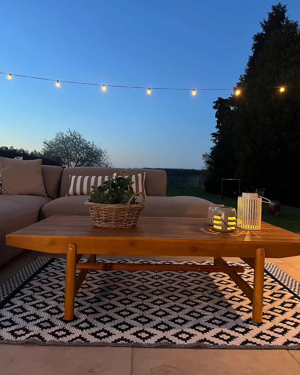 Garden Coffee Table GIAVENO 145 cm 79 cm Acacia Wood Brown_982755