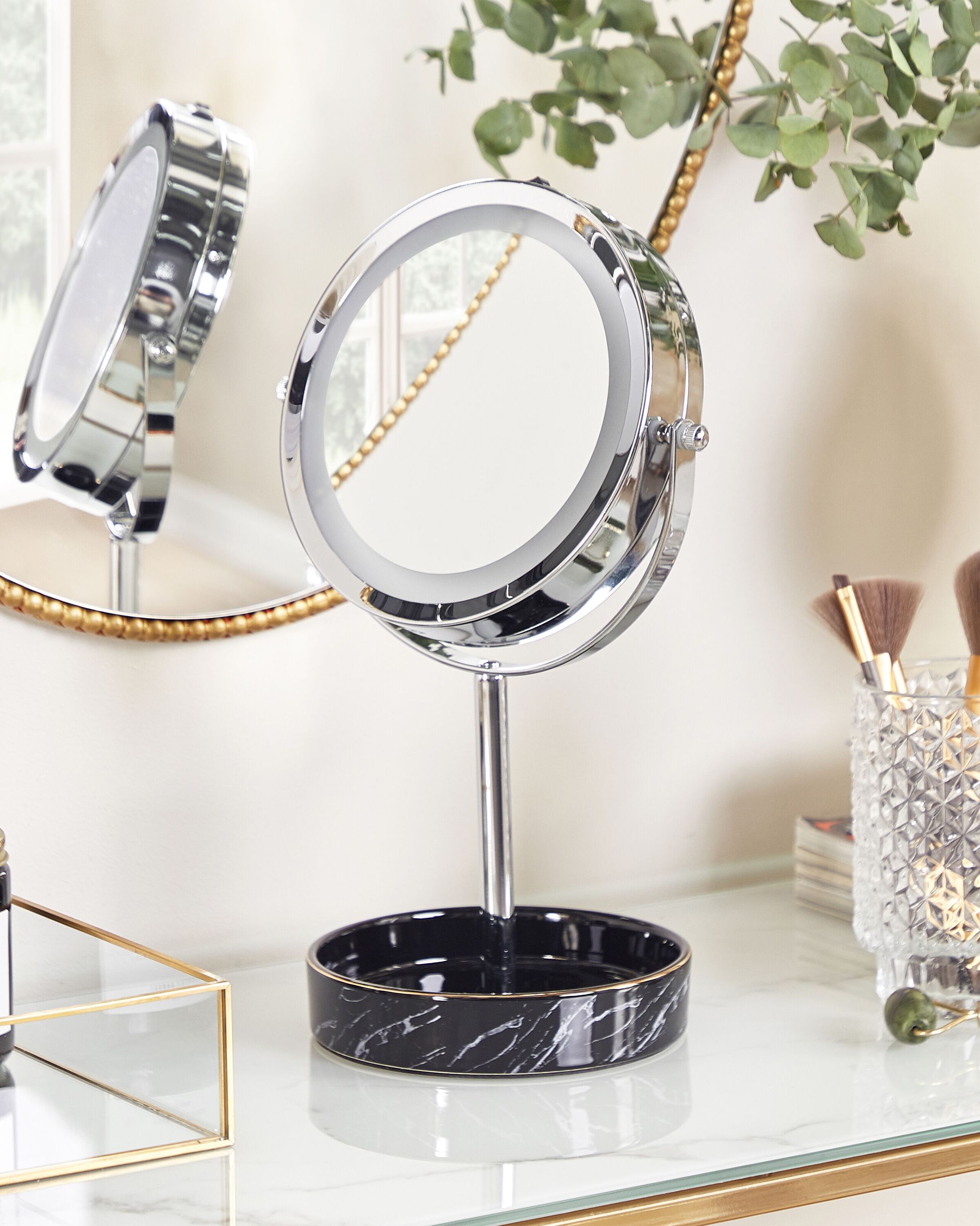 Miroir De Maquillage Amovible Argenté – Grossissement 15x – Fixation Par Ventouse – Design Compact Et Pratique Pour Salle De Bain