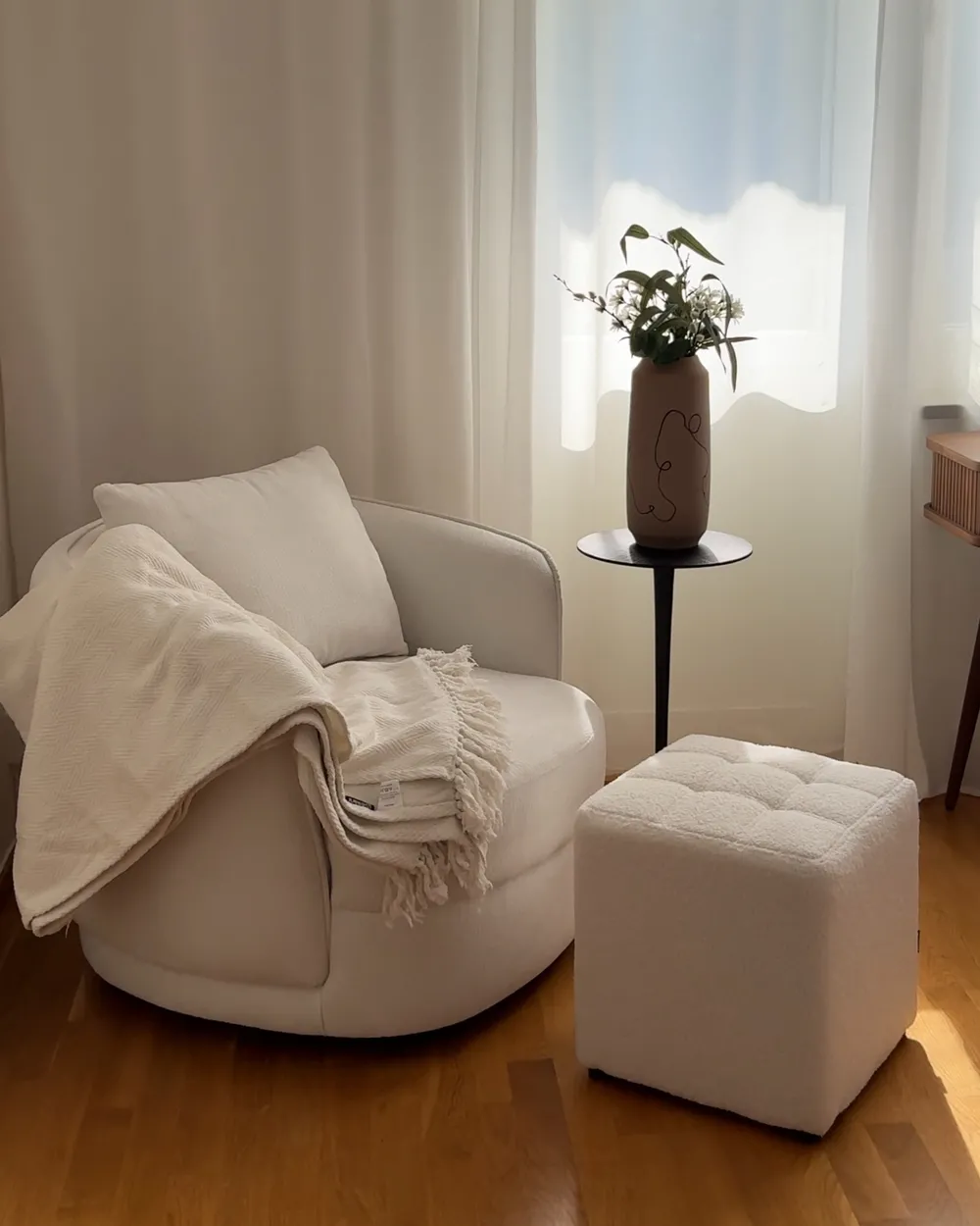 Poltrona girevole ANDALEN Tessuto Bianco sporco_1001579