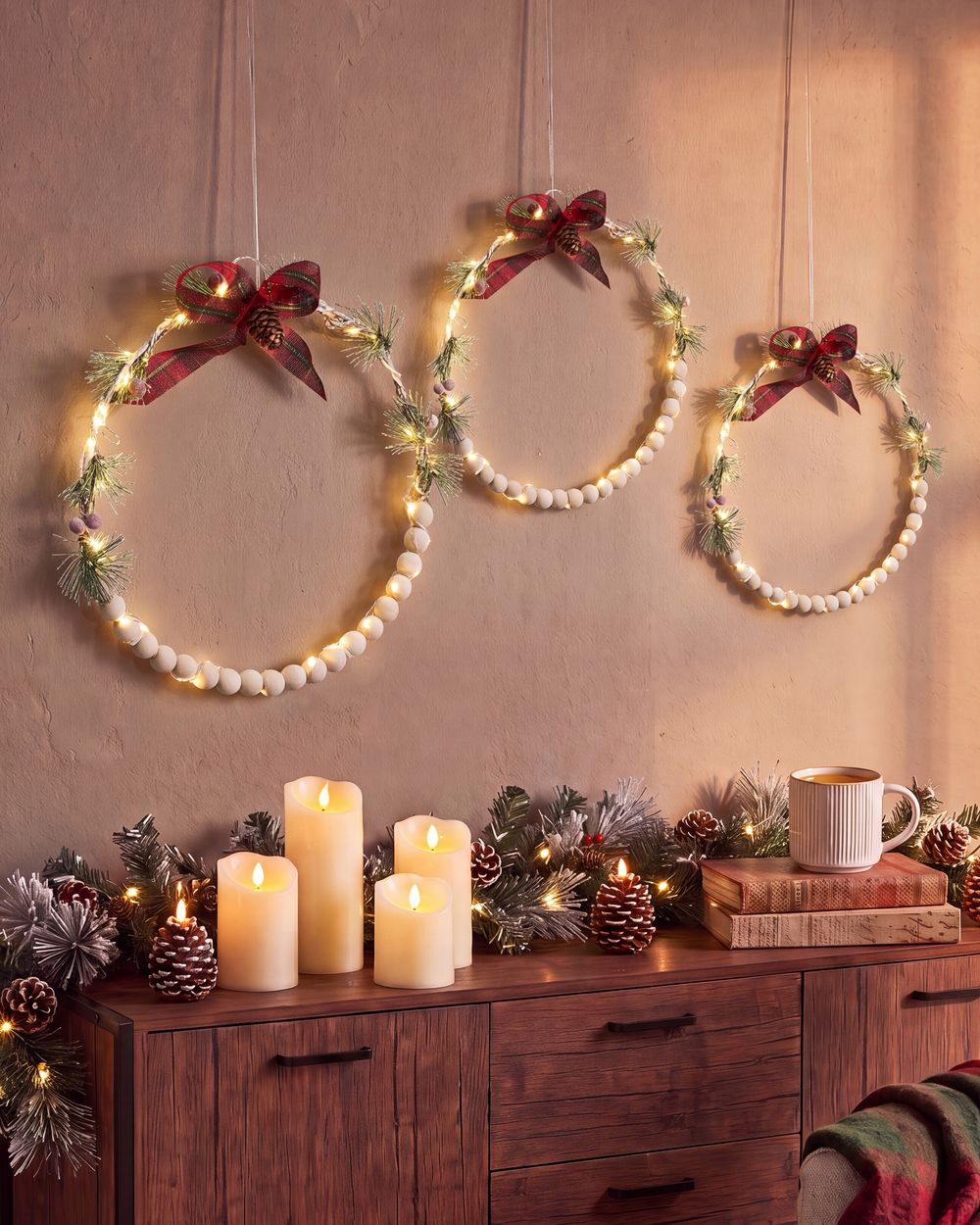 Set de 3 decorațiuni suspendate LED KEITELE 25/30/35 cm Coroniță Alb