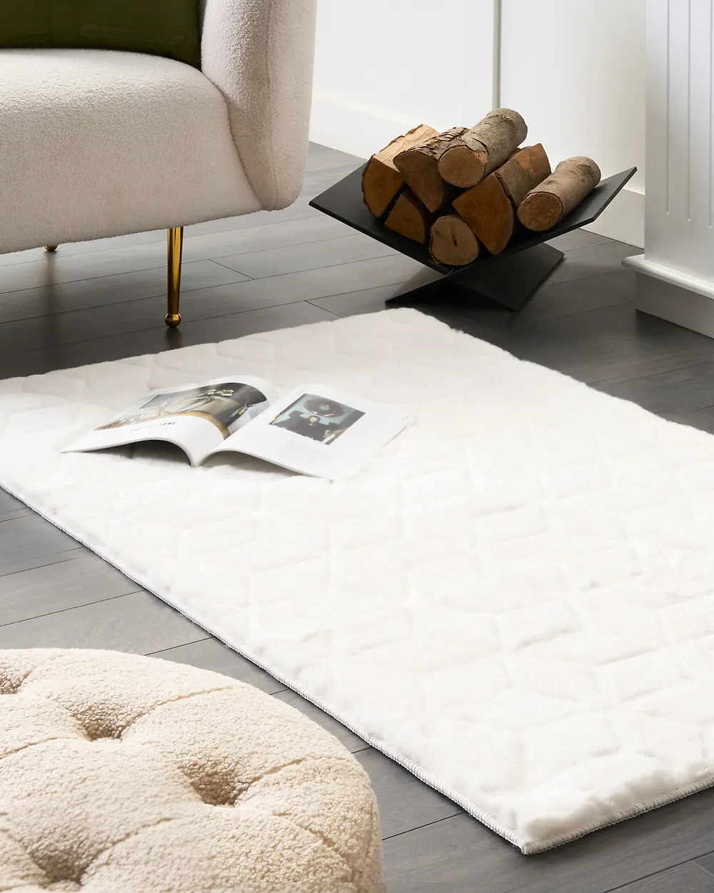 Faux Fur Rug THATTA White 80 x 150 cm_1184715